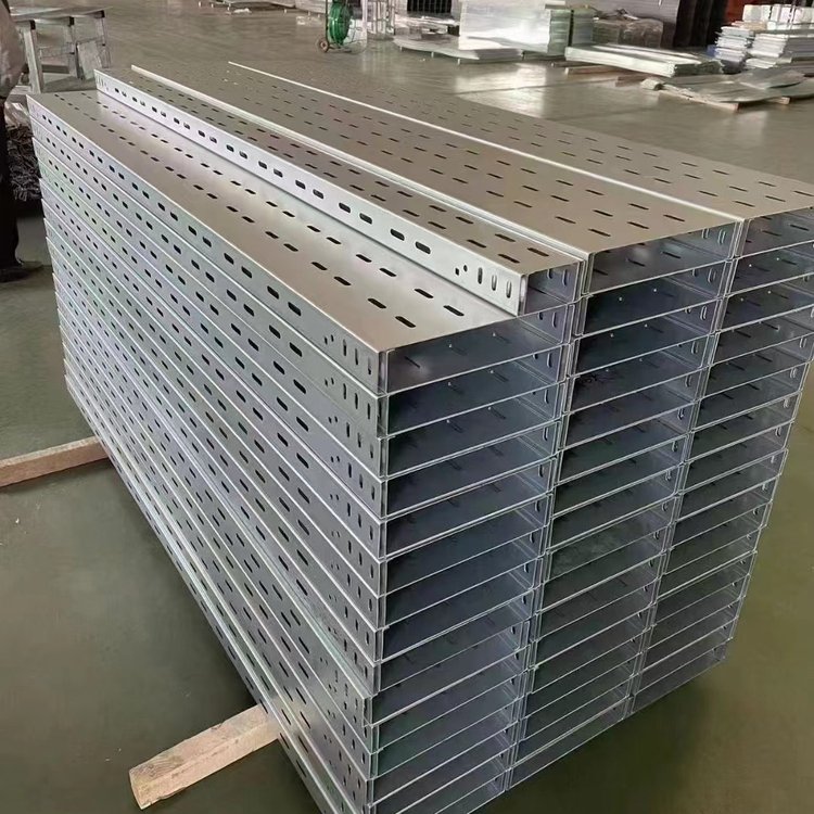 組裝式橋架安裝：靈活高效，開啟電纜管理新范式